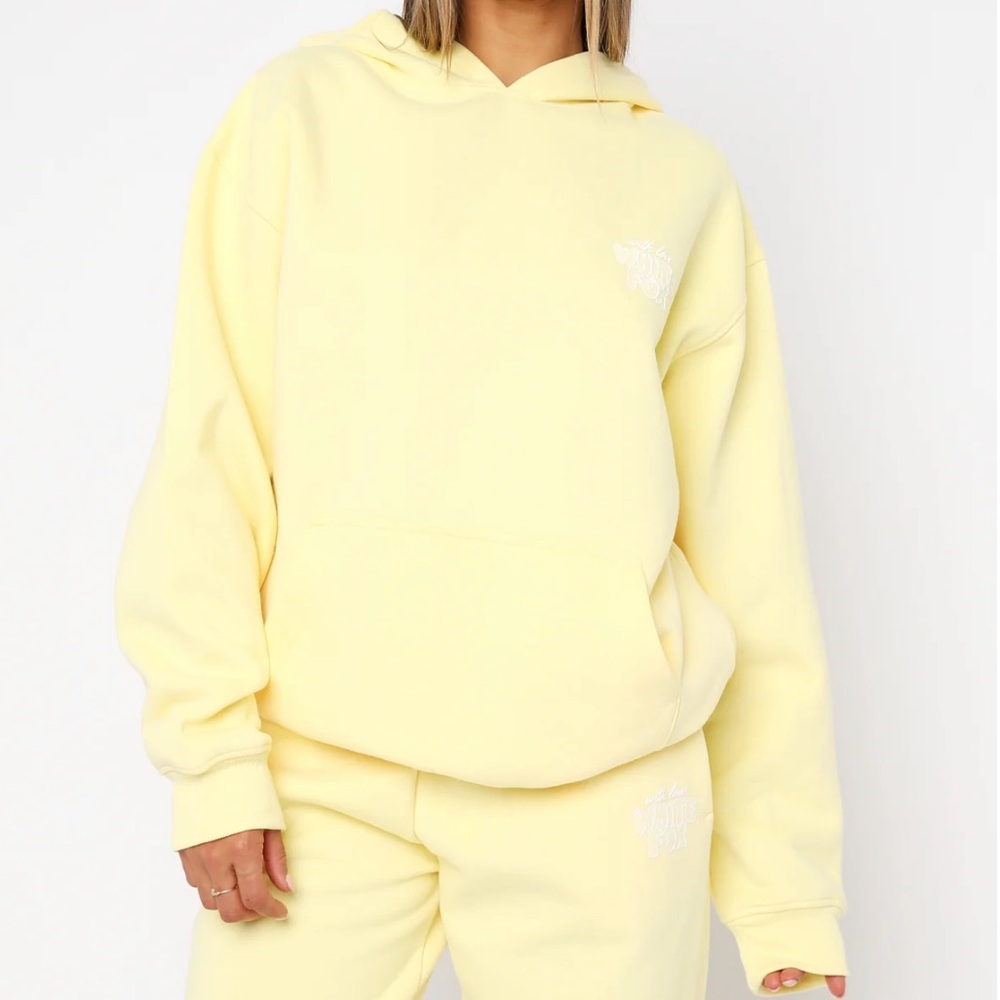 NWOT White Fox Boutique With Love Always Oversized Hoodie Lemon Size M/L - Picture 3 of 11